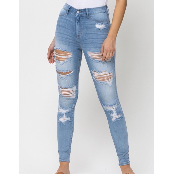 Skinny high rise. - Picture 1 of 1